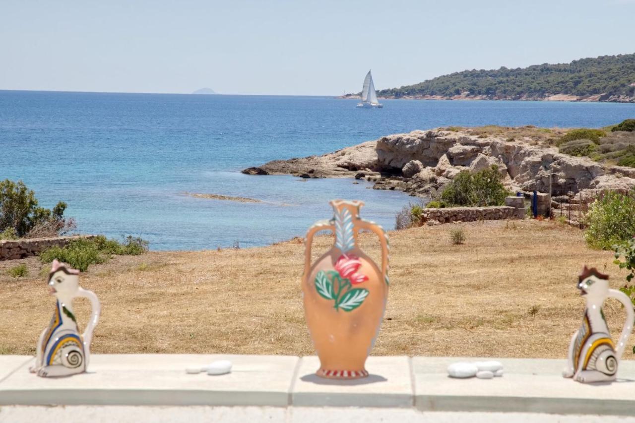Aroura Homes 4Br Beachfront Villa Spetses Town ภายนอก รูปภาพ