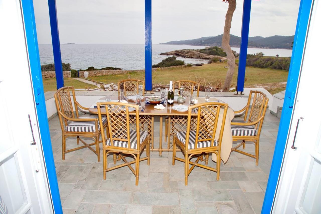 Aroura Homes 4Br Beachfront Villa Spetses Town ภายนอก รูปภาพ