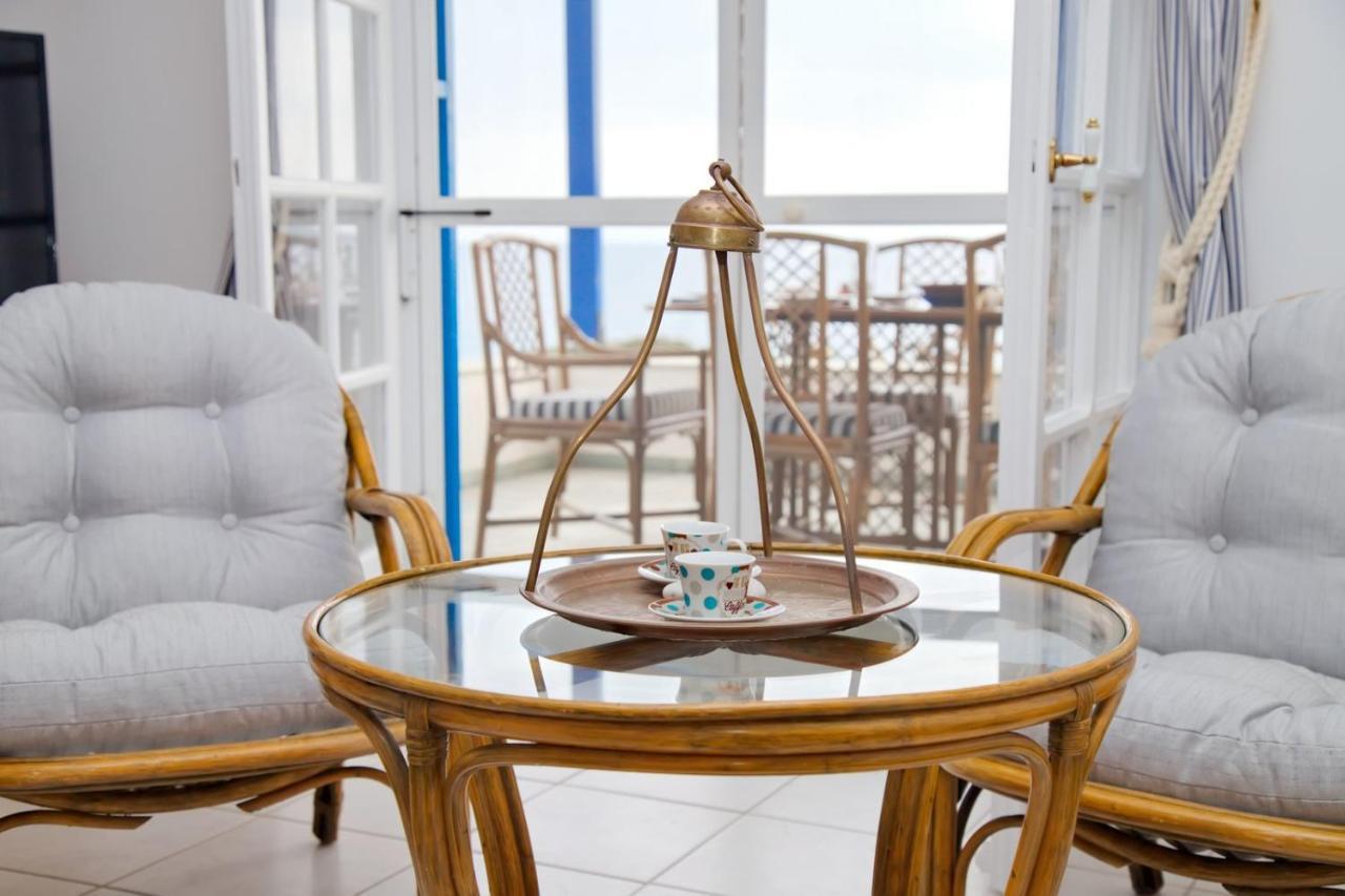 Aroura Homes 4Br Beachfront Villa Spetses Town ภายนอก รูปภาพ